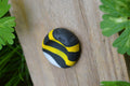Worry Stone Dunkle Erdhummel
