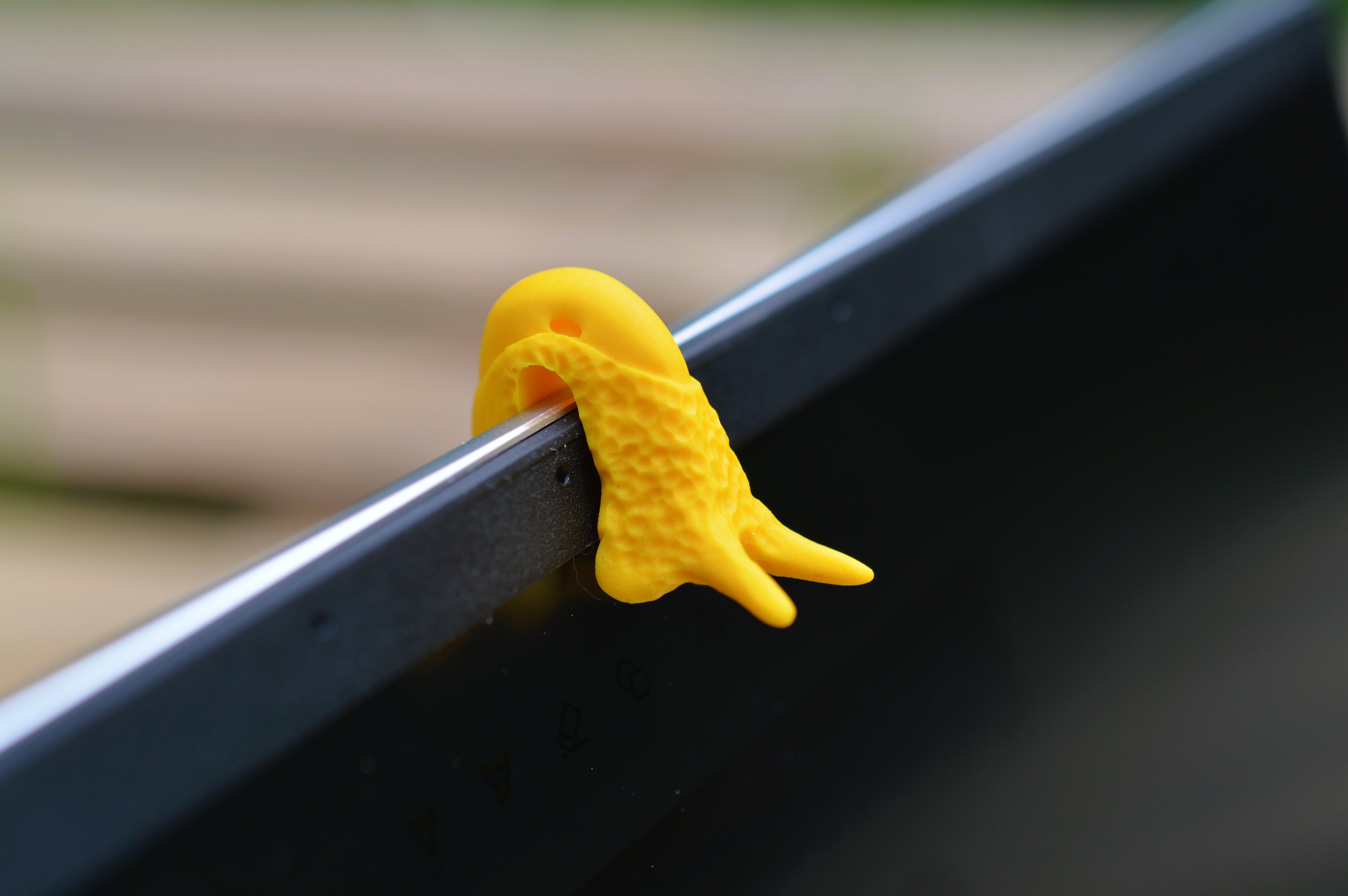Laptop Slug gelb
